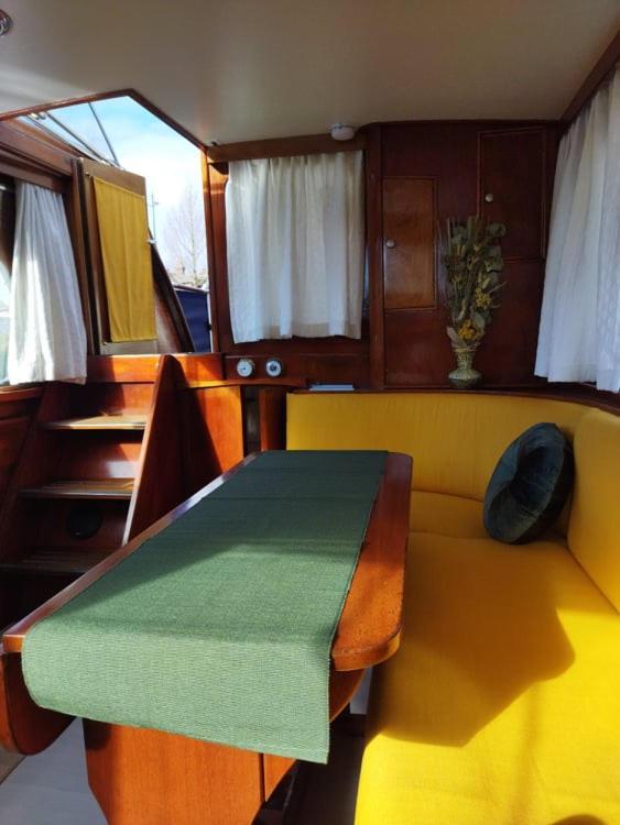 Orka Hotell Eaucourt-sur-Somme Exteriör bild